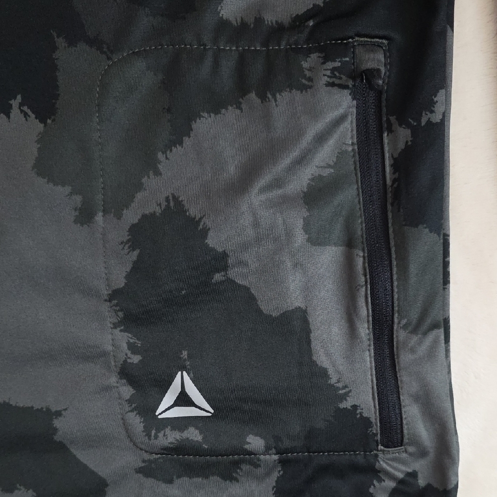 Reebok Green and Black Patterned Mens Hoodie Size 3XL XXXL‎ With Zip Pocket - Picture 9 of 13